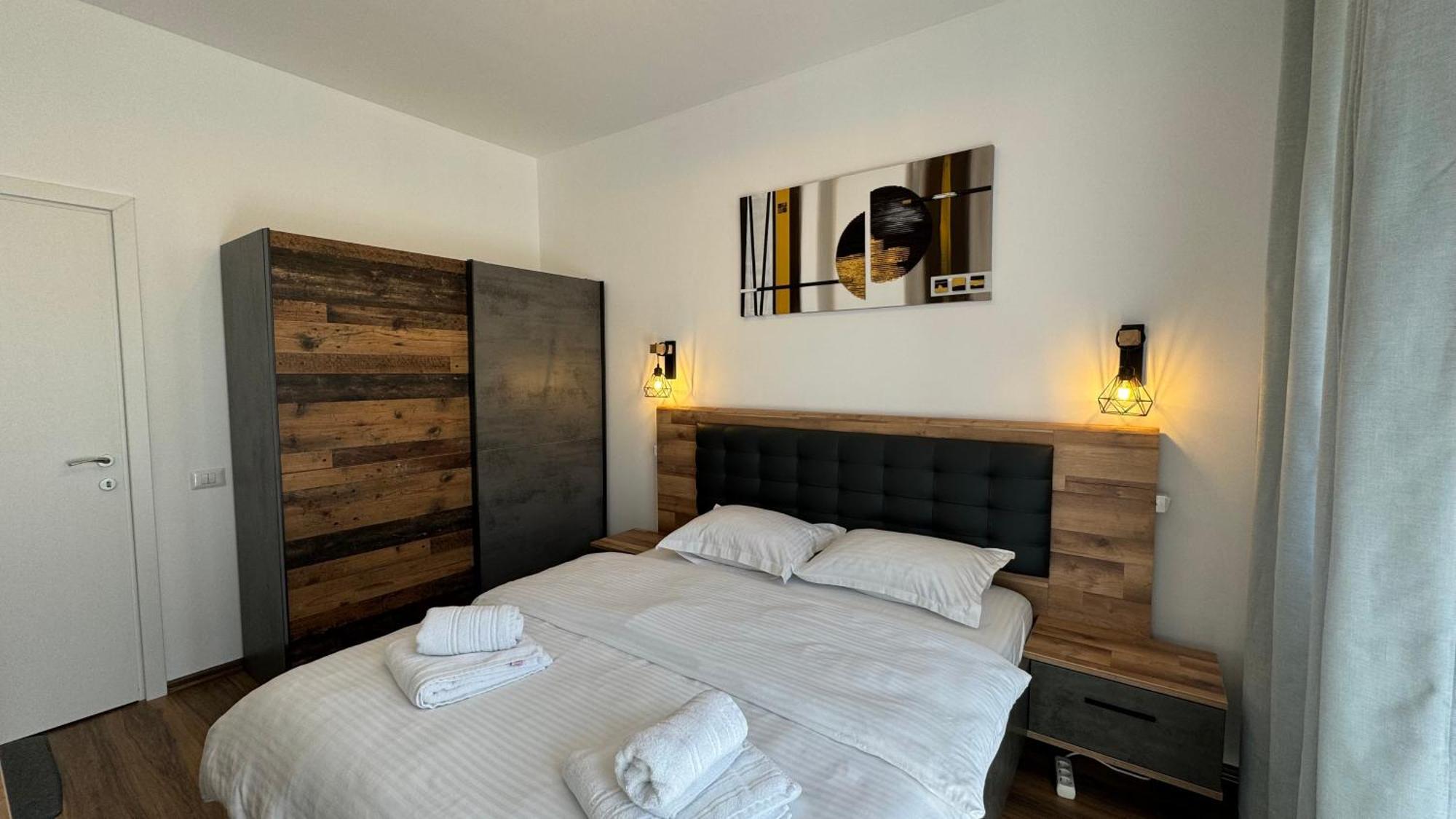 Busteni Mountain View Suites By The River - Ev Plug Exterior foto