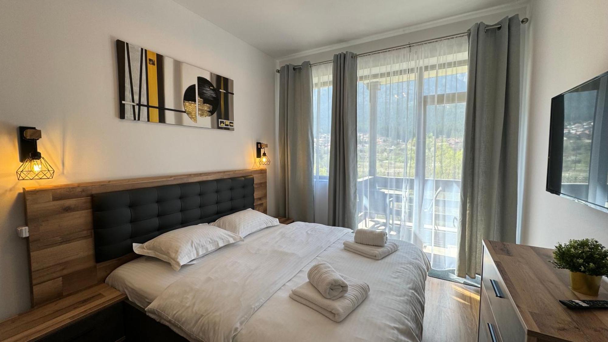 Busteni Mountain View Suites By The River - Ev Plug Exterior foto