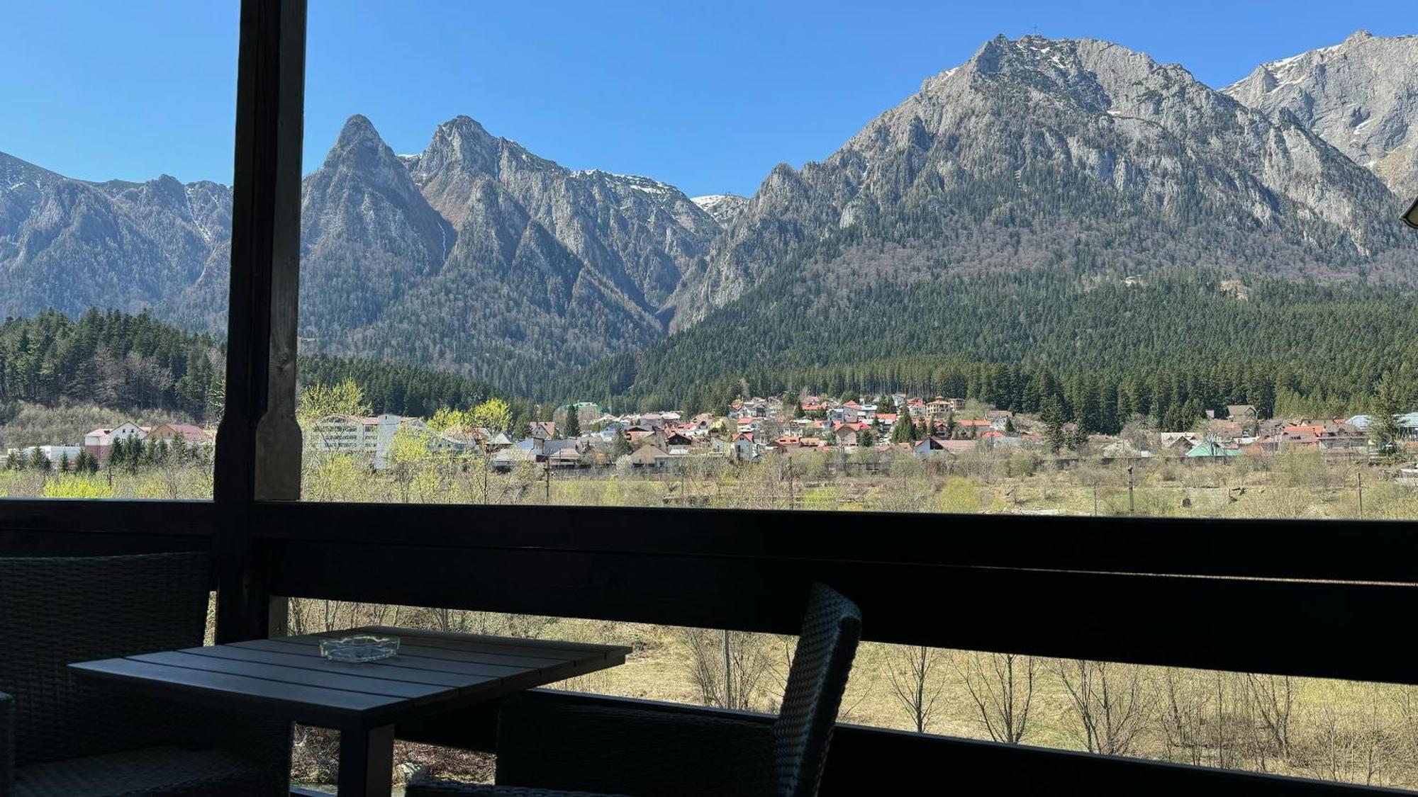 Busteni Mountain View Suites By The River - Ev Plug Exterior foto