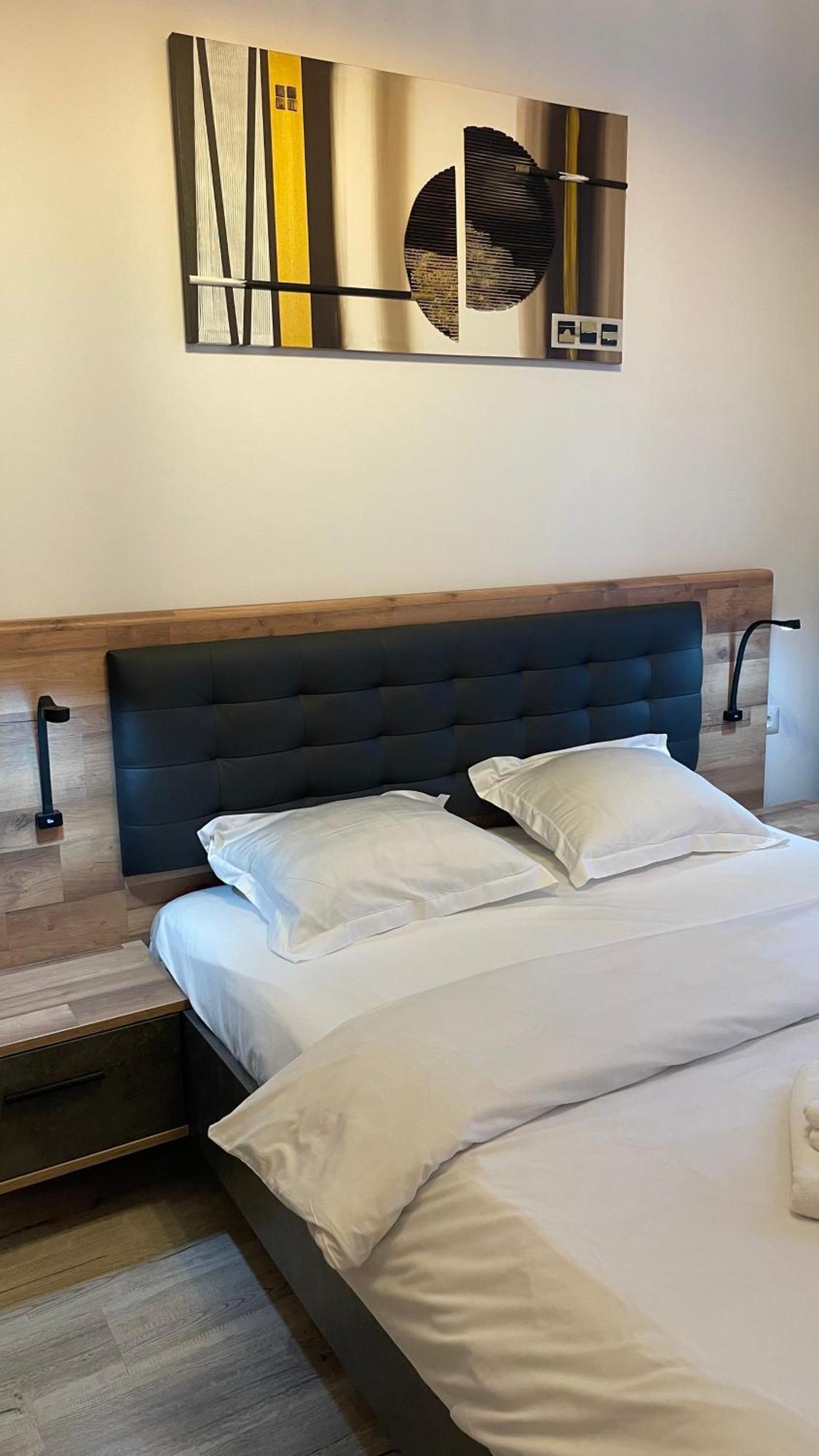 Busteni Mountain View Suites By The River - Ev Plug Exterior foto